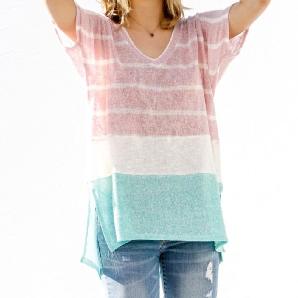 Colorblocking Lightweight Sweater Tee - Picture 4 of 4